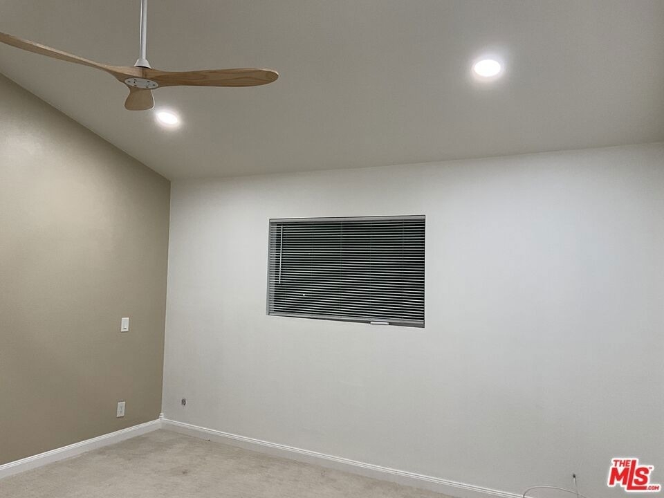 3910 W 182nd Street - Photo 5