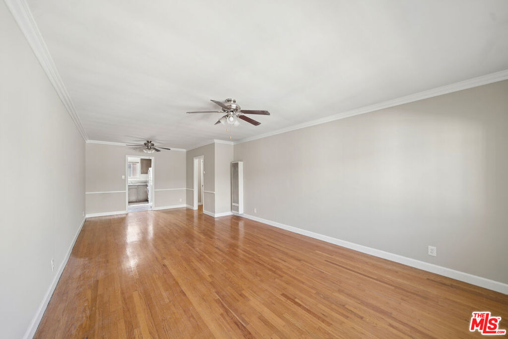 3644 Carmona Avenue - Photo 1