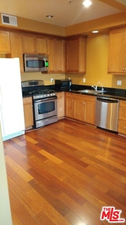 360 W Avenue 26 - Photo 9