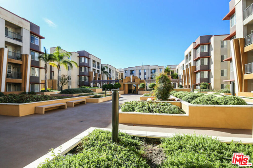 360 W Avenue 26 - Photo 5