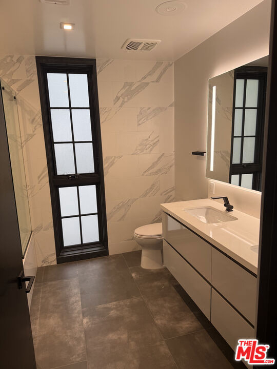 10993 Wellworth Avenue - Photo 4