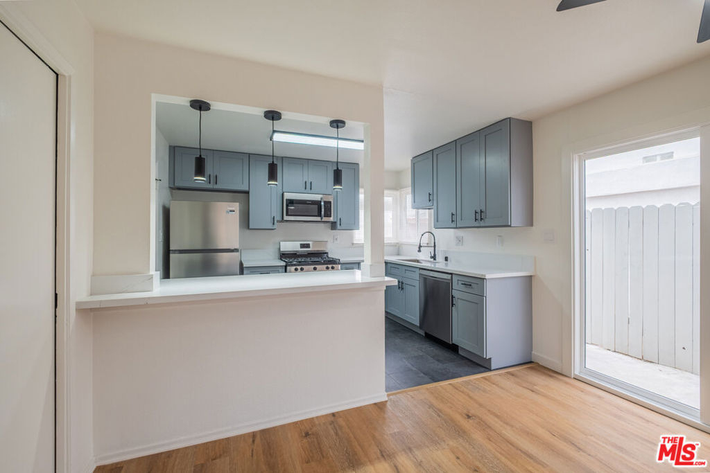 4712 Del Amo Boulevard - Photo 6