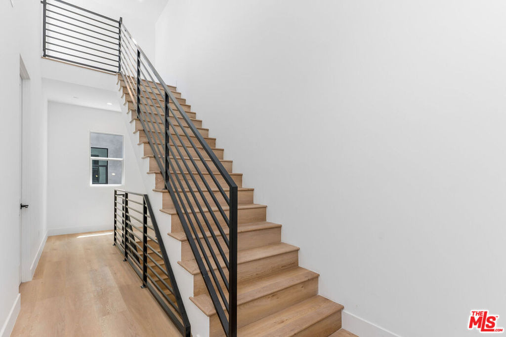 1834 N Echo Park Avenue - Photo 14