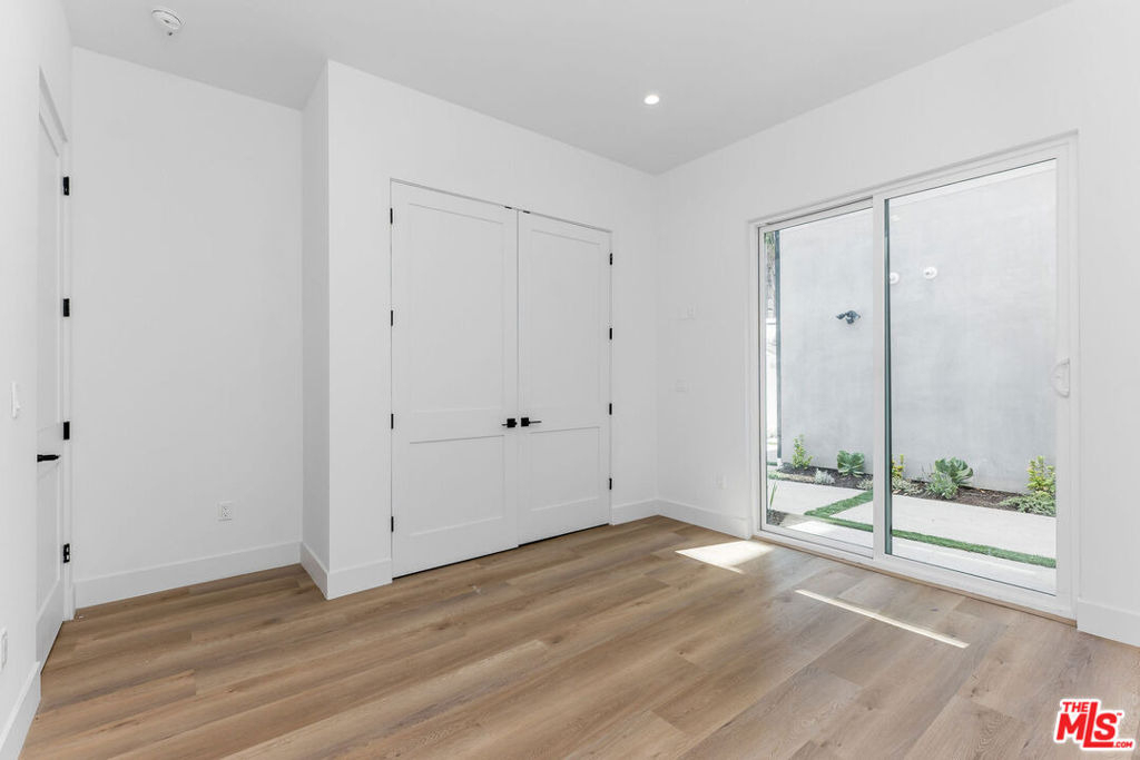 1834 N Echo Park Avenue - Photo 7