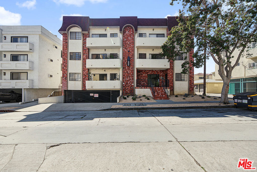 1515 Amherst Avenue - Photo 32