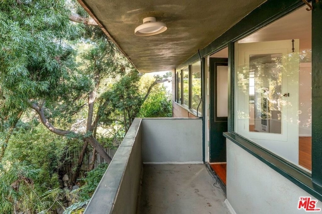 2409 Panorama Terrace - Photo 4