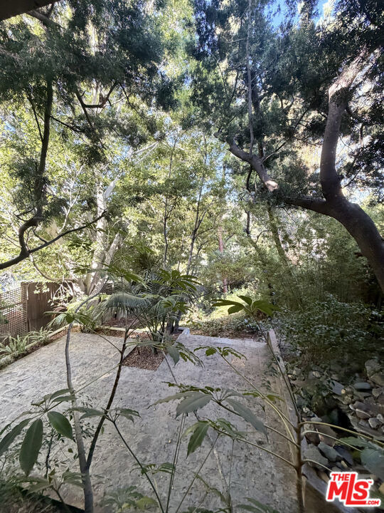 2409 Panorama Terrace - Photo 25