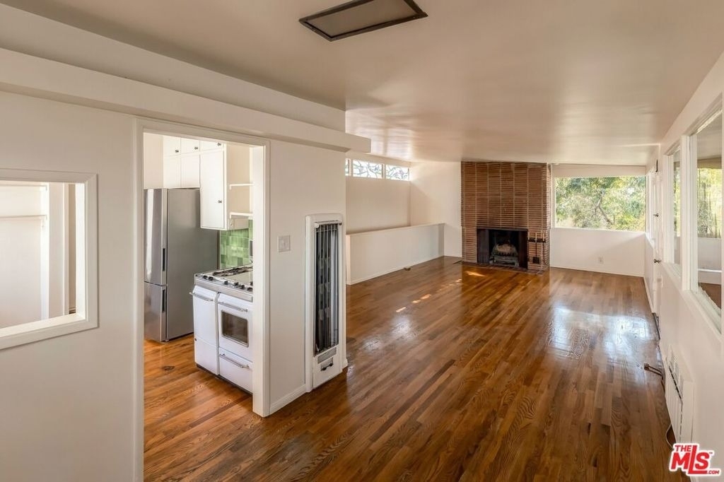 2409 Panorama Terrace - Photo 8