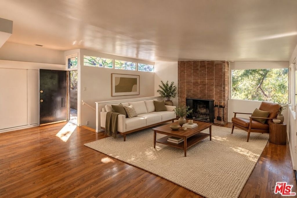 2409 Panorama Terrace - Photo 1