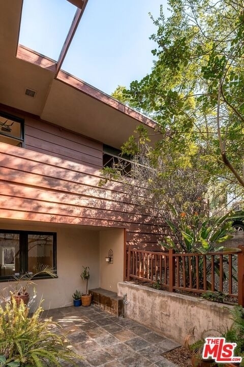2409 Panorama Terrace - Photo 18