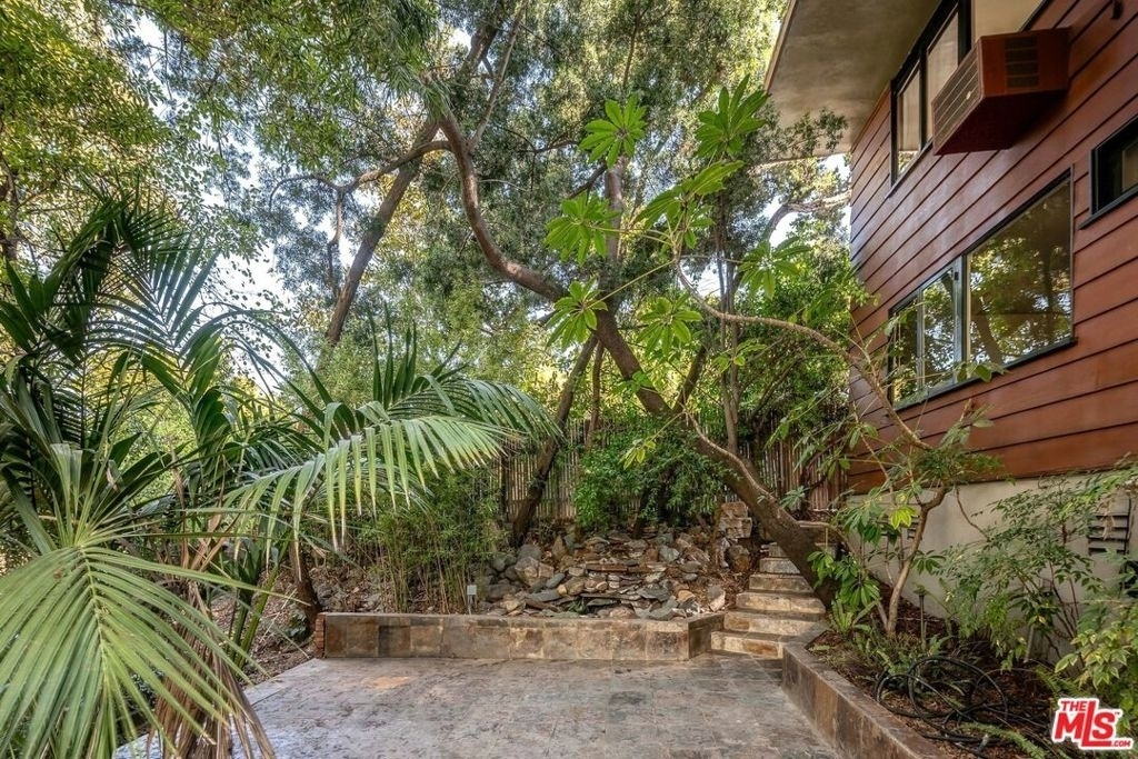 2409 Panorama Terrace - Photo 24