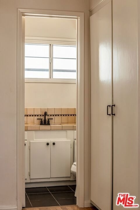 2409 Panorama Terrace - Photo 11