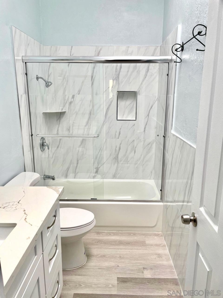 8310 Regents Rd - Photo 17