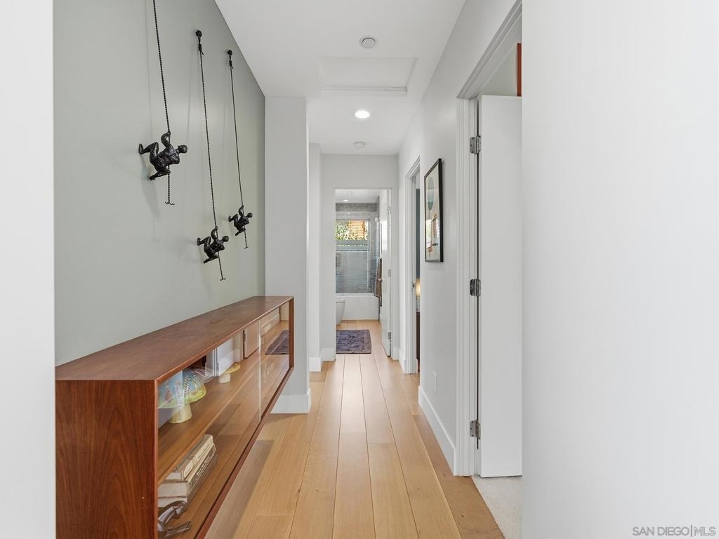 948 Santa Estella - Photo 18