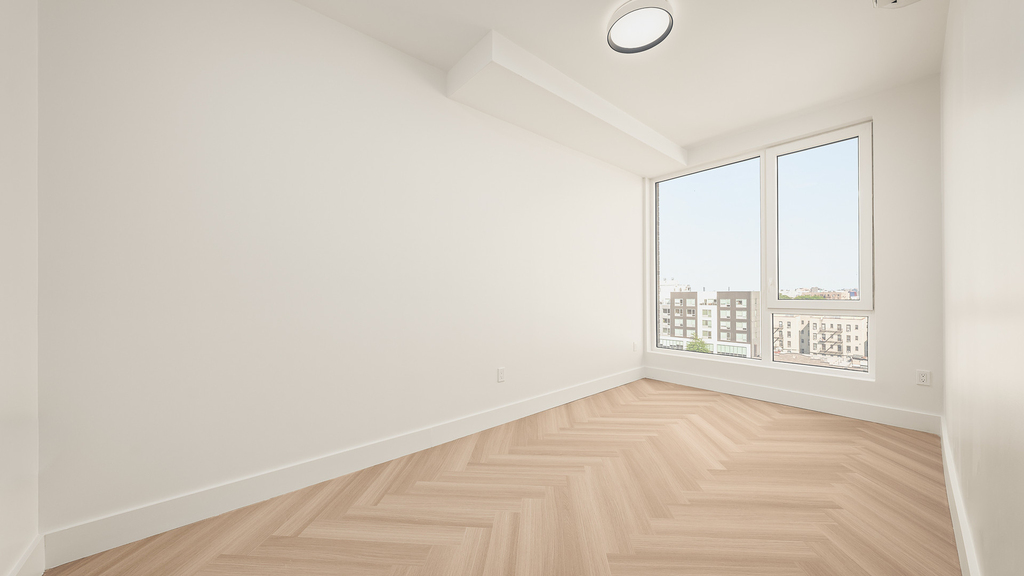 34-16 38th St 11103 - Photo 1
