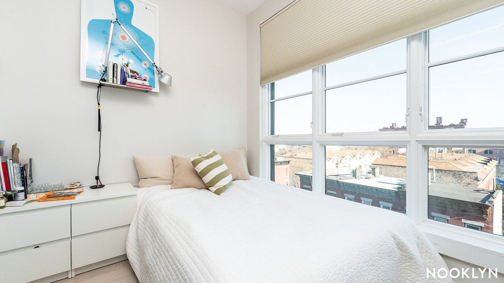 978 Kent Ave 11205 - Photo 3