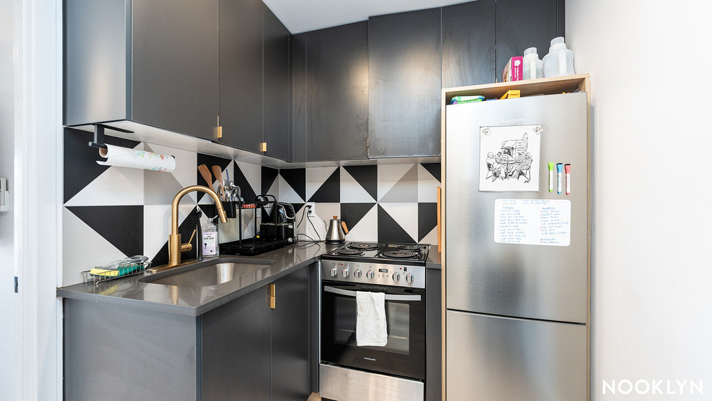 978 Kent Ave 11205 - Photo 0