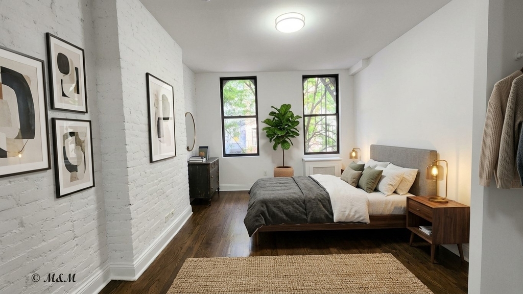 East 89th Street - Photo 1