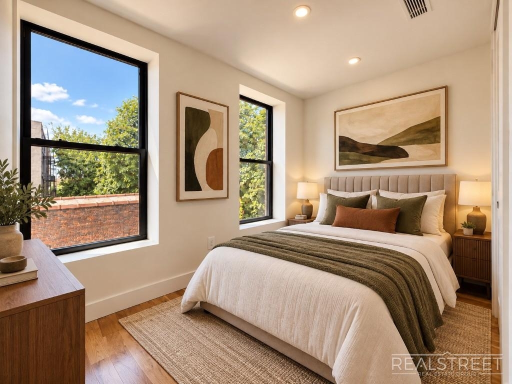 108 Rockaway Ave - Photo 3
