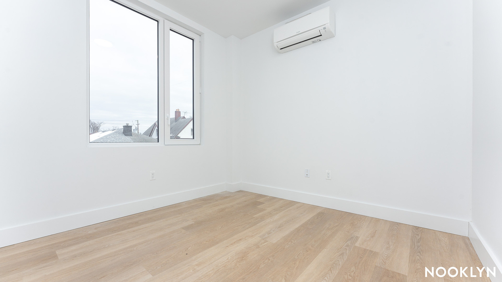 1629 Brooklyn Ave 11210 - Photo 10