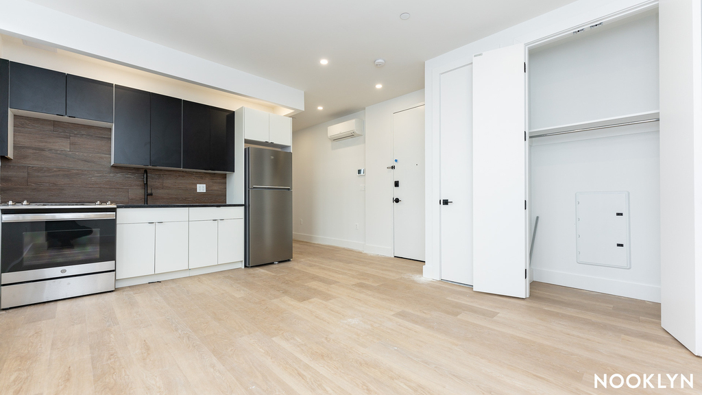 1629 Brooklyn Ave 11210 - Photo 6