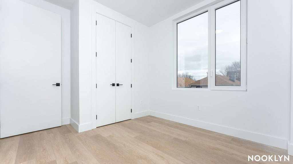 1629 Brooklyn Ave 11210 - Photo 11