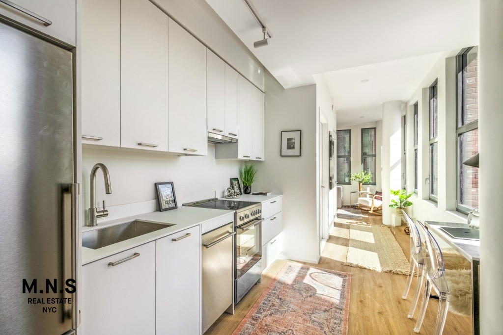955 Sterling Place - Photo 8