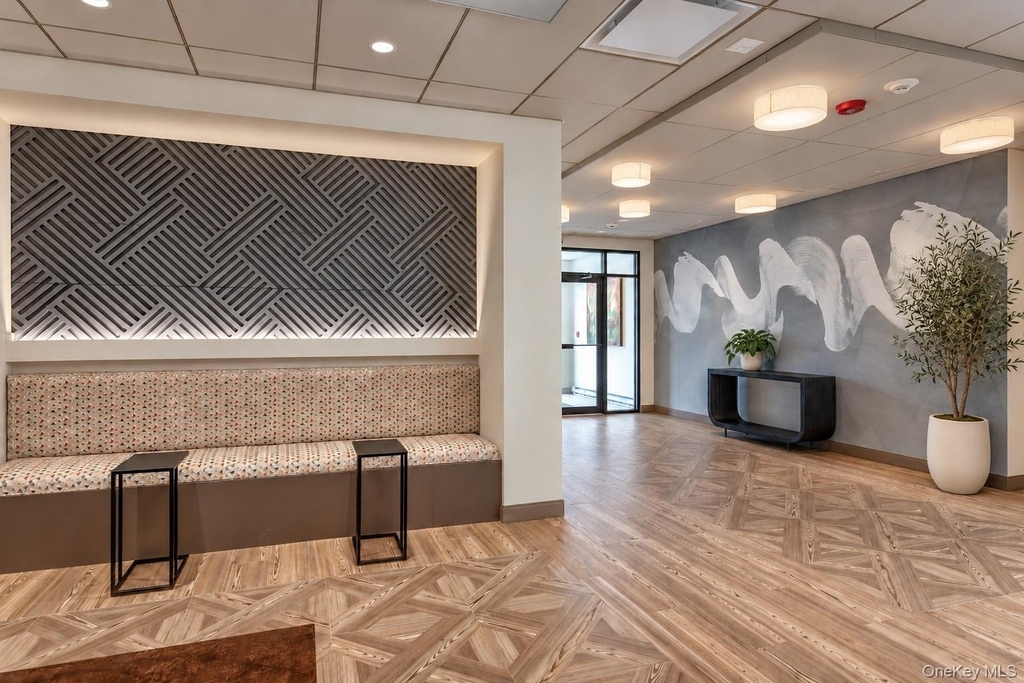 249 Drexel Avenue - Photo 3