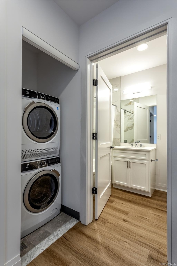 249 Drexel Avenue - Photo 9