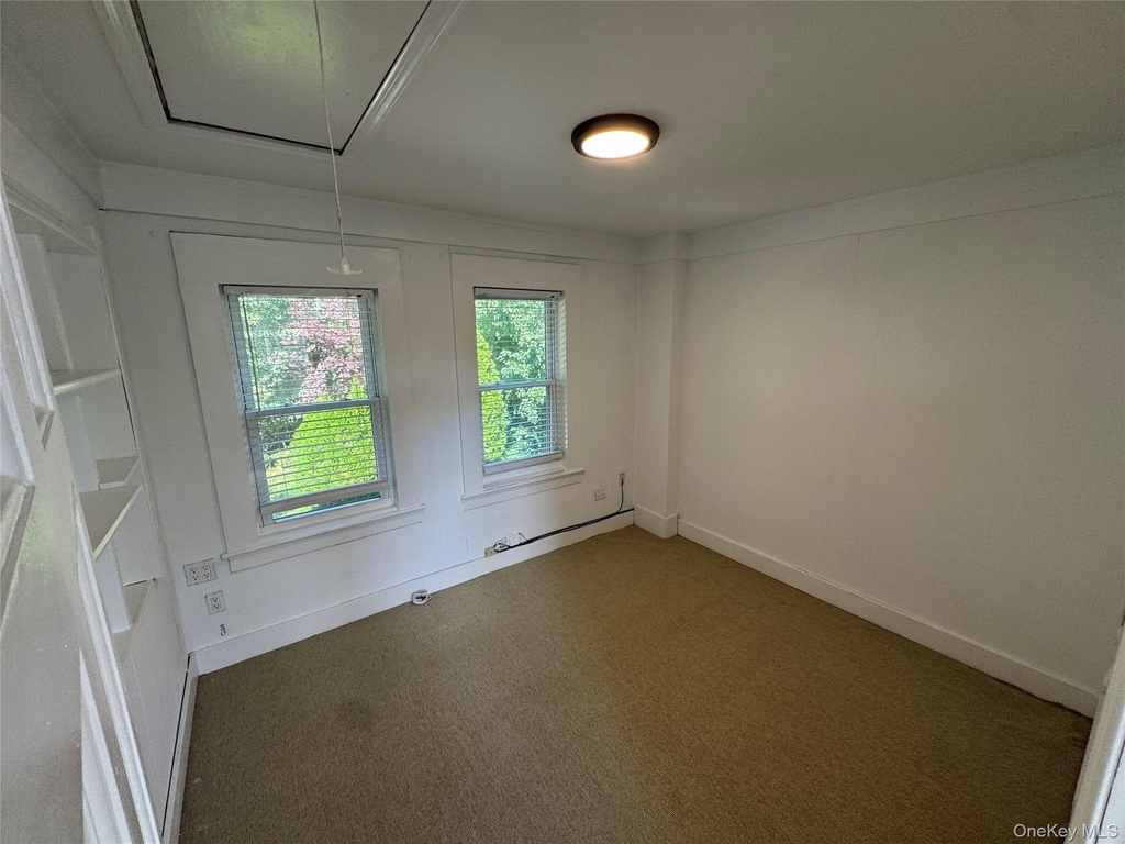 7 Warner Avenue - Photo 5