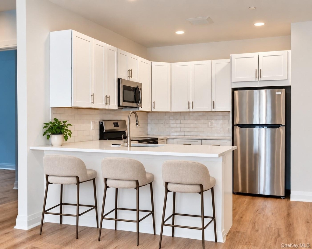 249 Drexel Avenue - Photo 5