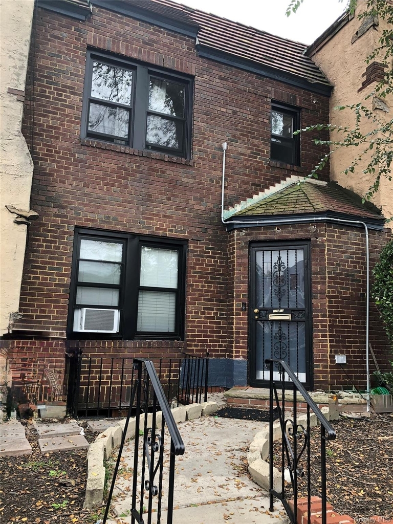 17912 Leslie Road - Photo 0