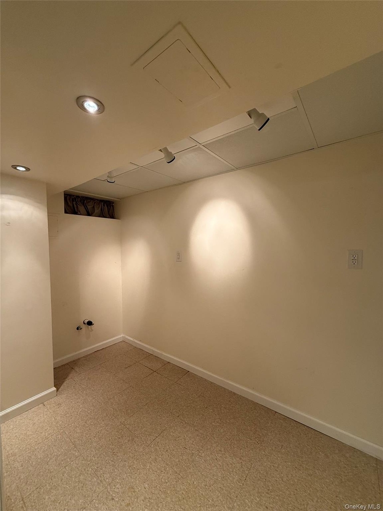 13 Gerald Avenue - Photo 18
