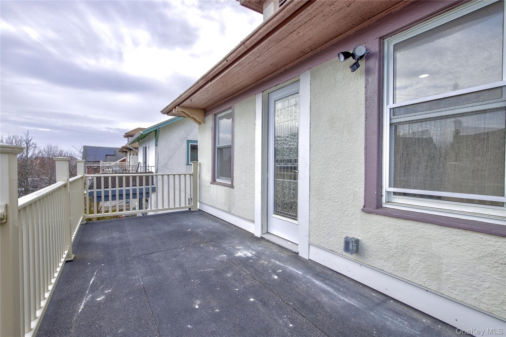 439 W Walnut Street - Photo 21