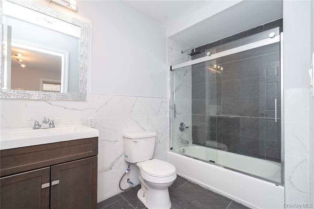 576 Lakes Road - Photo 9