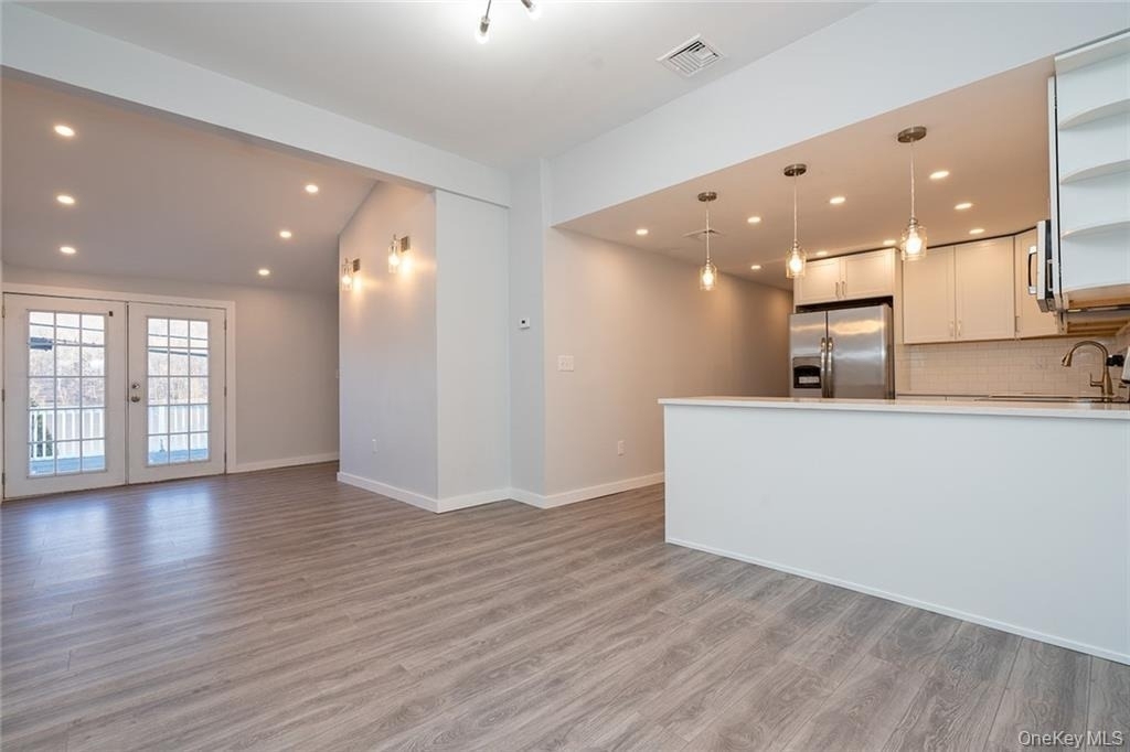 576 Lakes Road - Photo 3