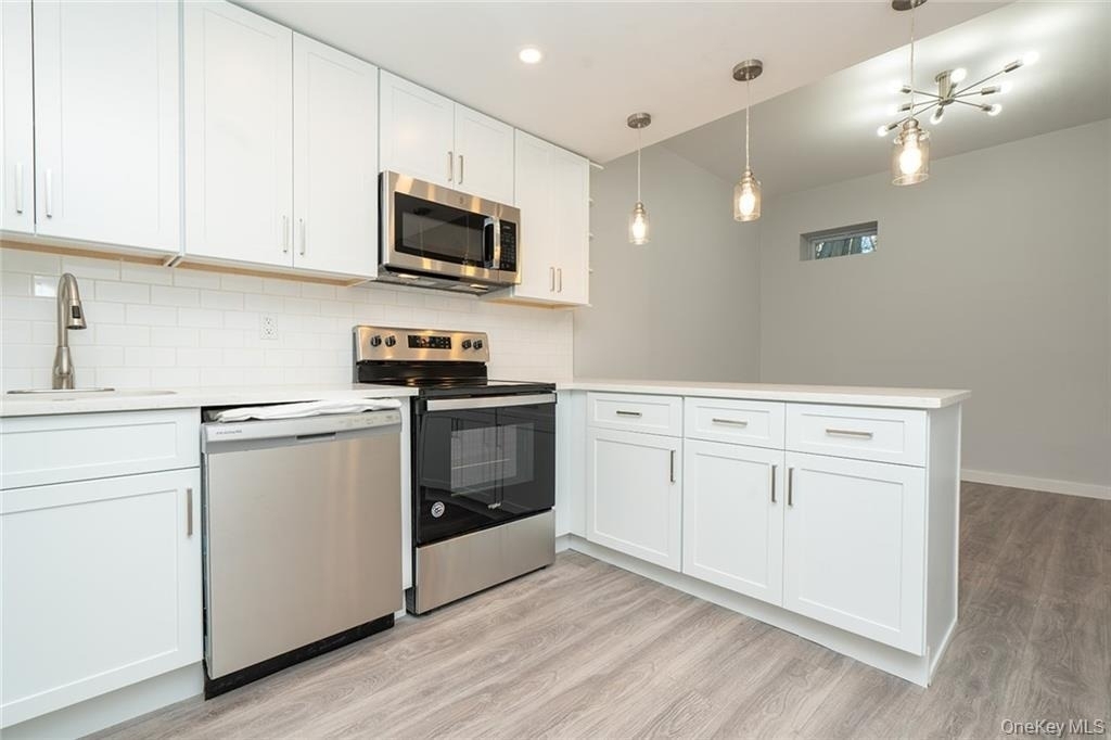 576 Lakes Road - Photo 2
