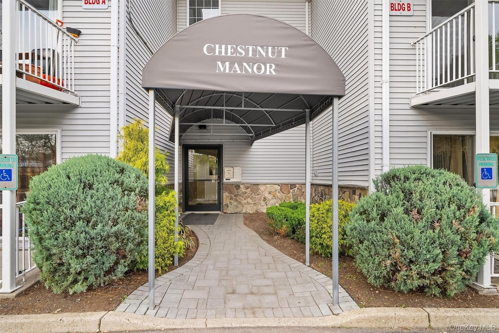 10-12 Chestnut Street - Photo 0