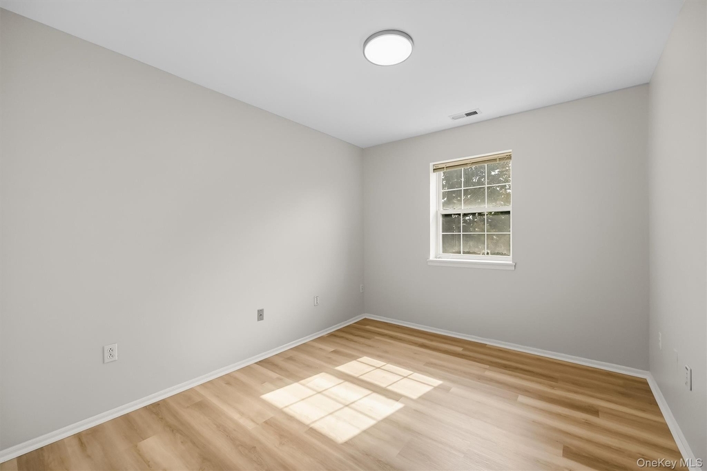 10-12 Chestnut Street - Photo 21