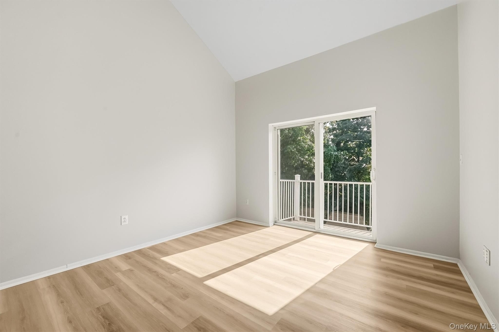 10-12 Chestnut Street - Photo 14