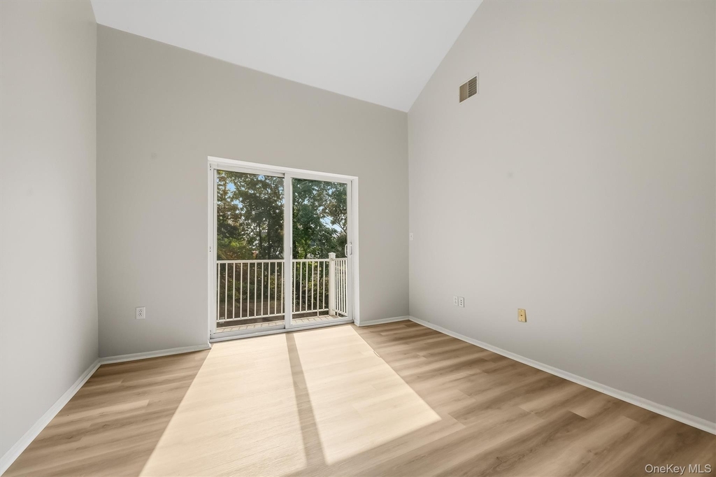 10-12 Chestnut Street - Photo 13