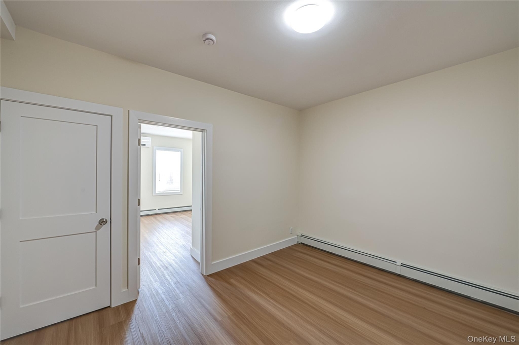 50 E Main St - Photo 4
