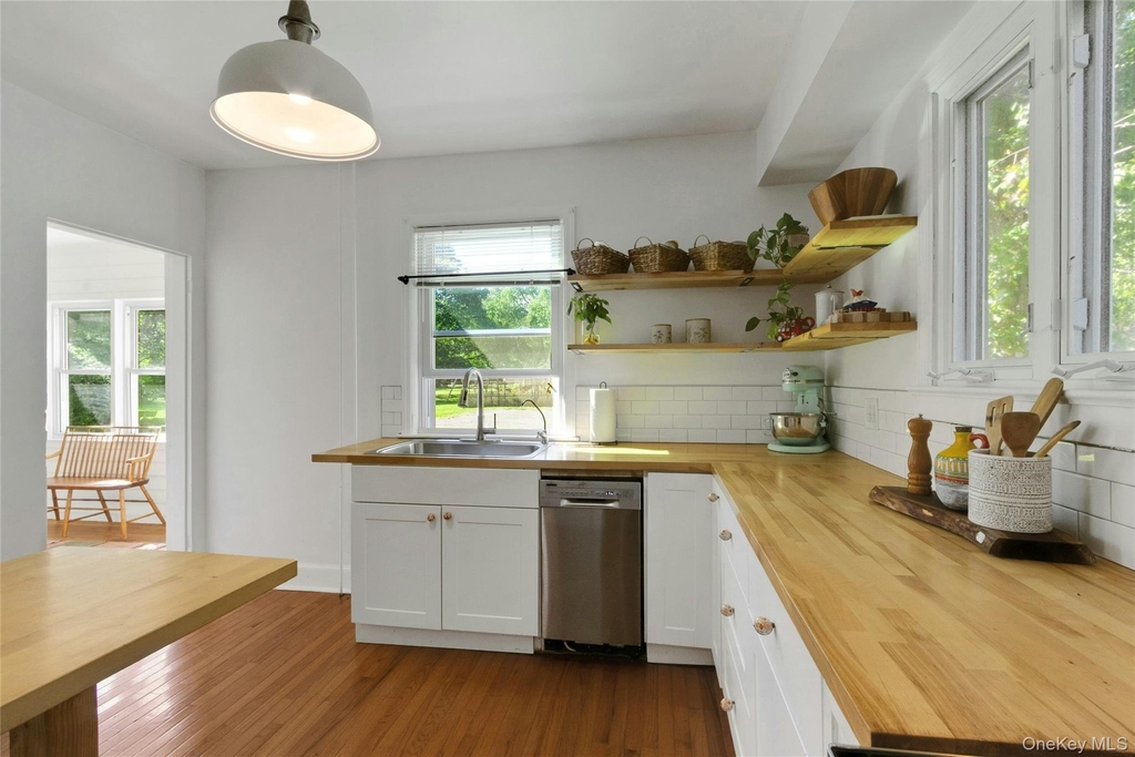 115 Larchdale Avenue - Photo 6