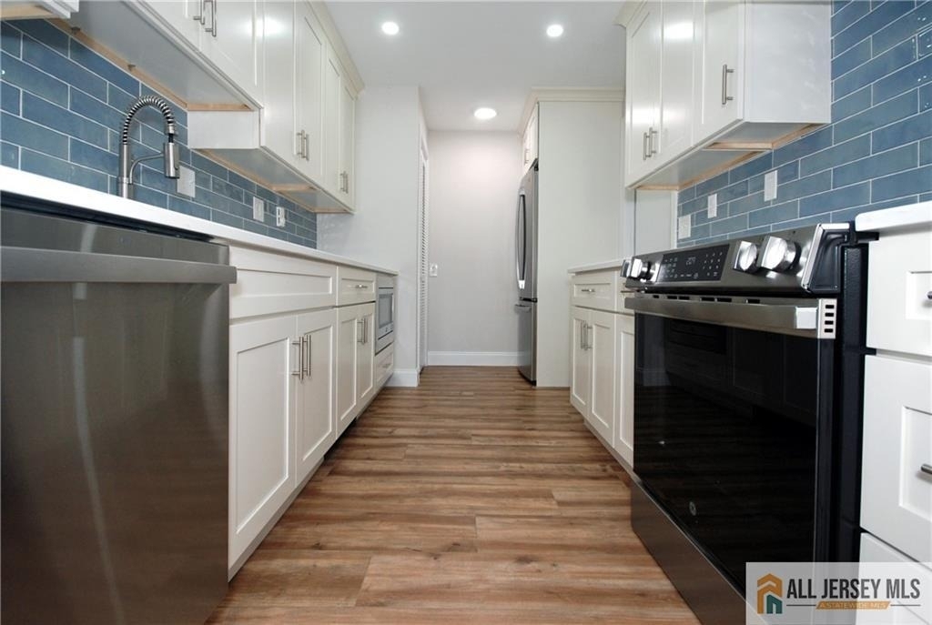 187 Newport Road - Photo 12