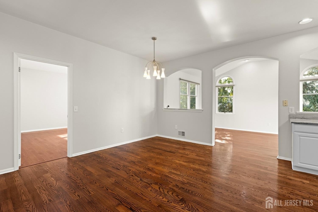 31 Sheffield Drive - Photo 13
