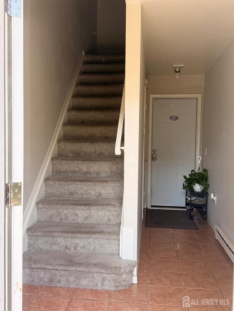 28 Girard Avenue - Photo 1