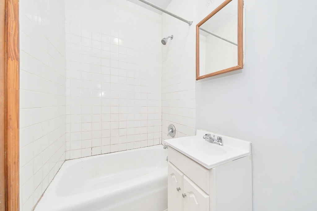 462 9th Avenue - Photo 9