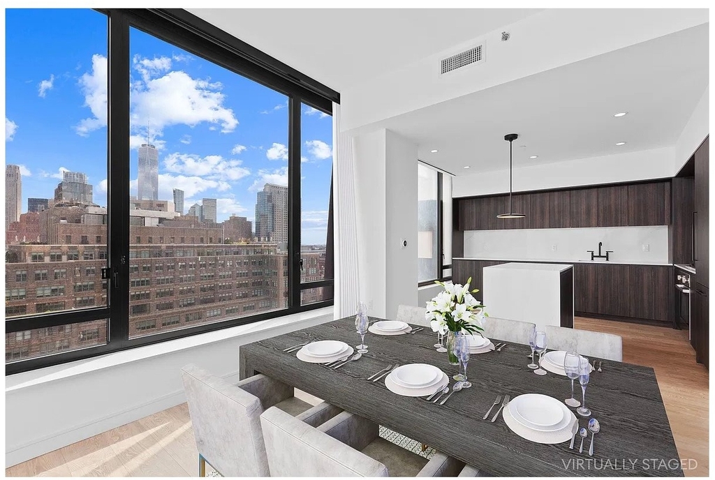 111 Varick Street - Photo 3