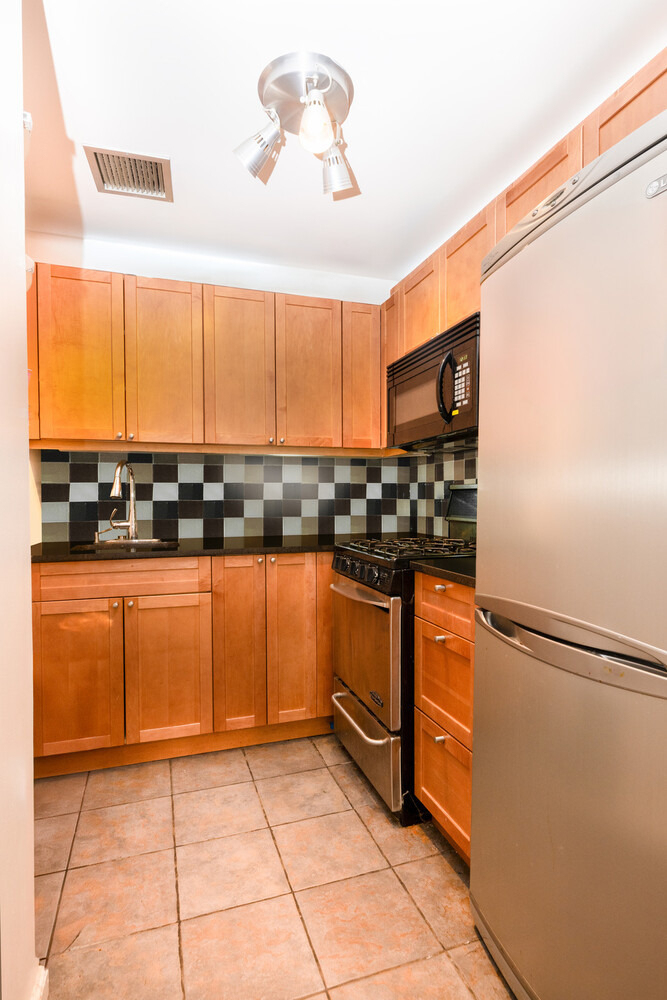 9 Barrow Street - Photo 2