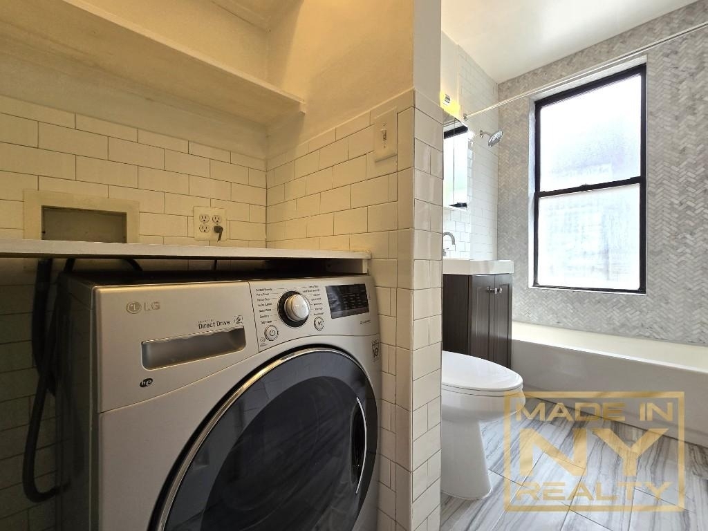 30-64 34th Street - Photo 6